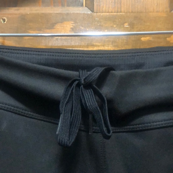 Adidas Capri running shorts/pants - Picture 5 of 6